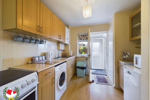 53 Campion Close, Gloucester, GL4 6YQ