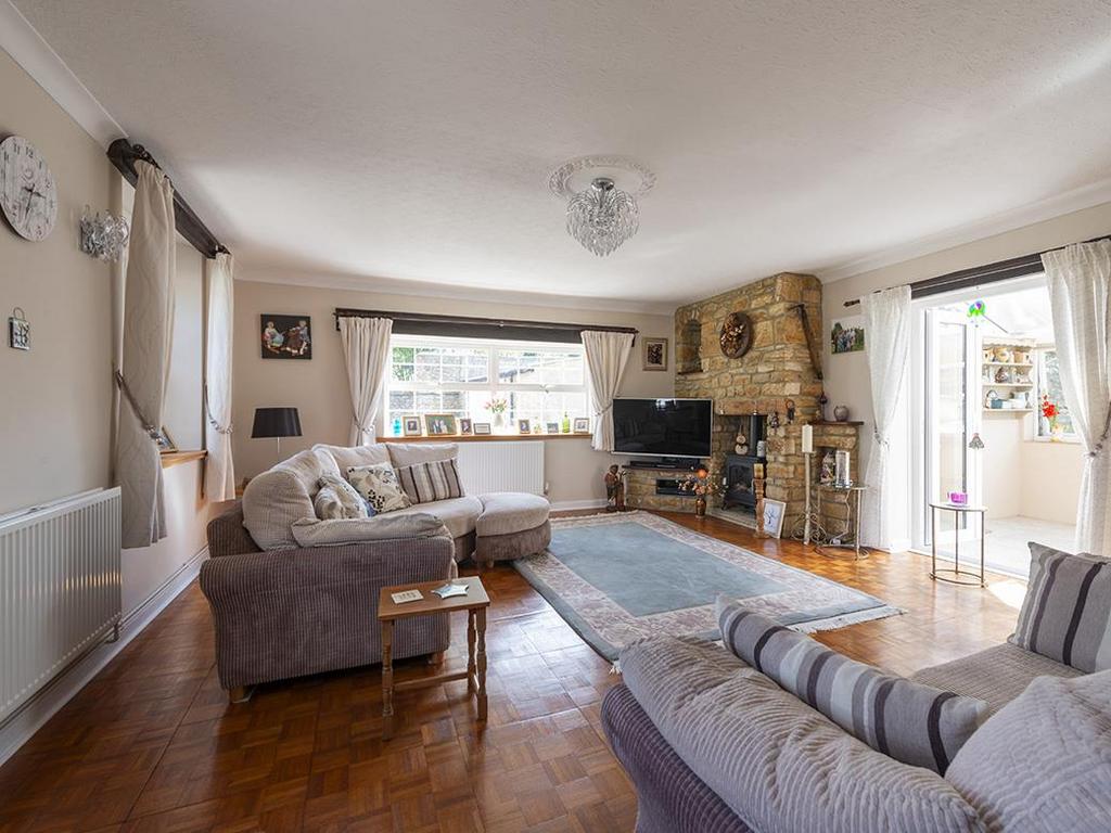 North Street, Milborne Port, Somerset, DT9 3 bed house for sale £625,000
