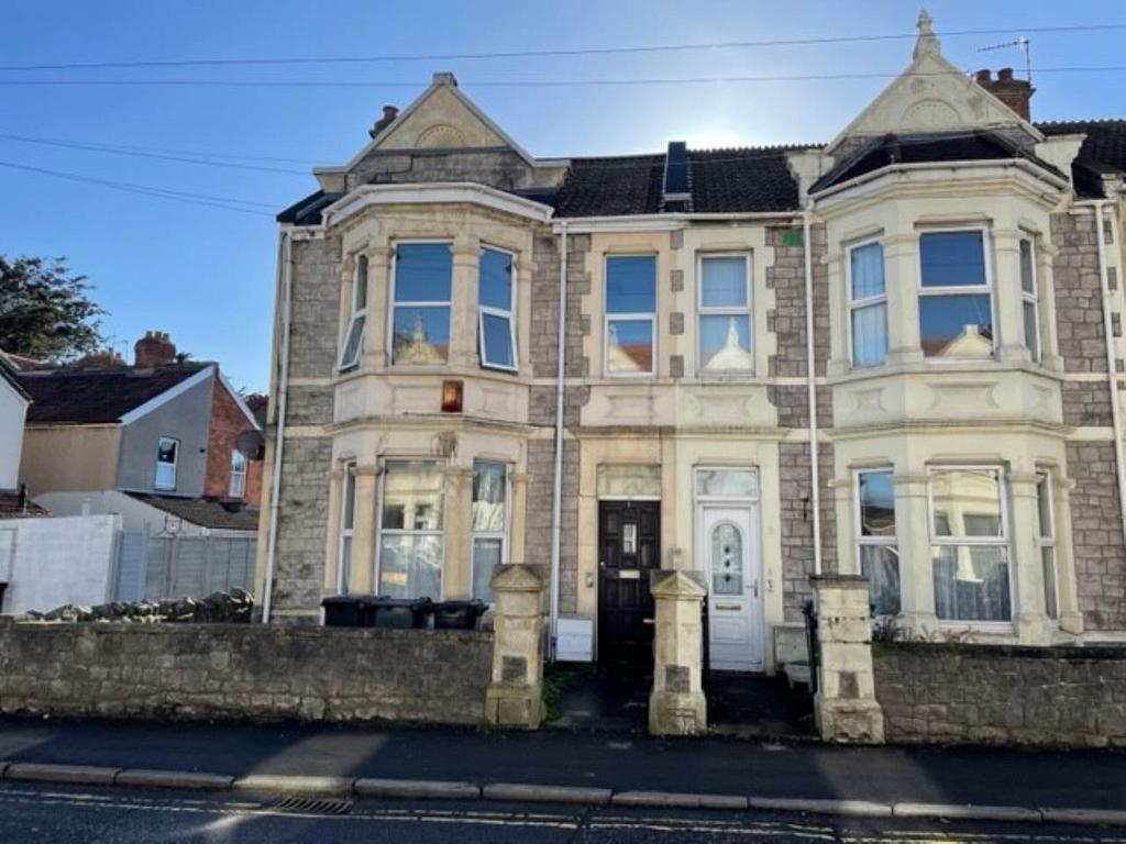 Brighton Road, WestonsuperMare... 2 bed flat £895 pcm (£207 pw)