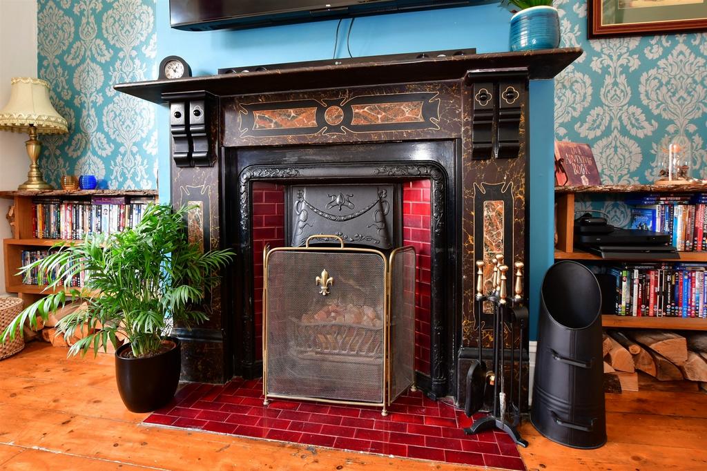 Internal Feature