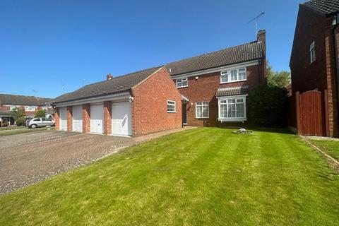 4 bedroom detached house for sale - Binham Close, Warden Hills, Luton, Bedfordshire, LU2 7AR