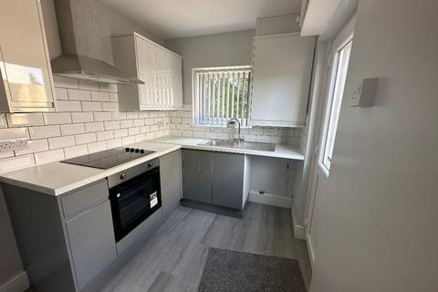 2 bedroom end of terrace house to rent, Brynsierfel, Llwynhendy, LLANELLI, SA14 9HD