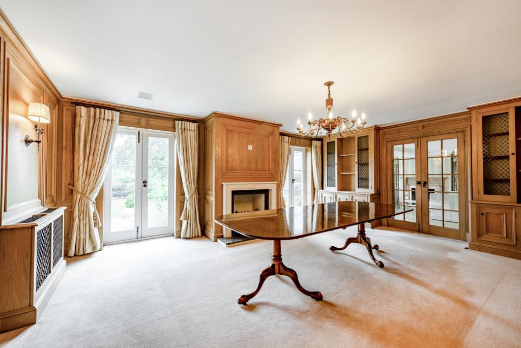 Weekes Lane, West Brabourne, Kent 6 bed detached house for sale £
