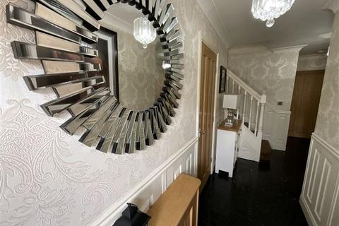 55 Pickard Crescent, Sheffield, S13 8EY