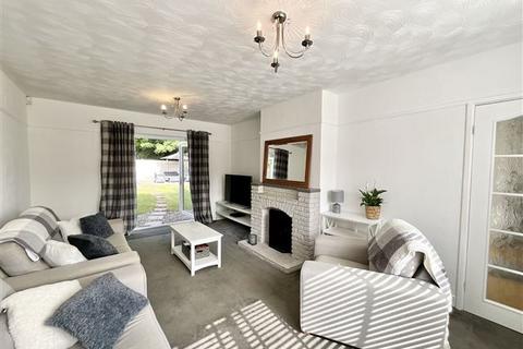 23 Ravenscroft Crescent, Sheffield, S13 8PP