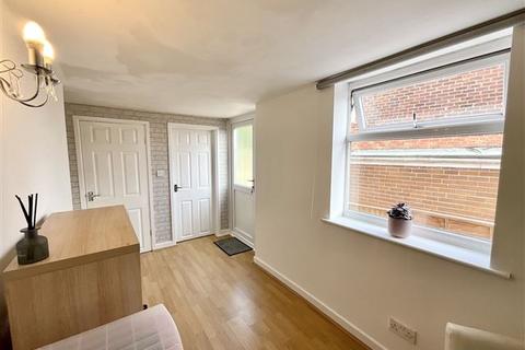 23 Ravenscroft Crescent, Sheffield, S13 8PP