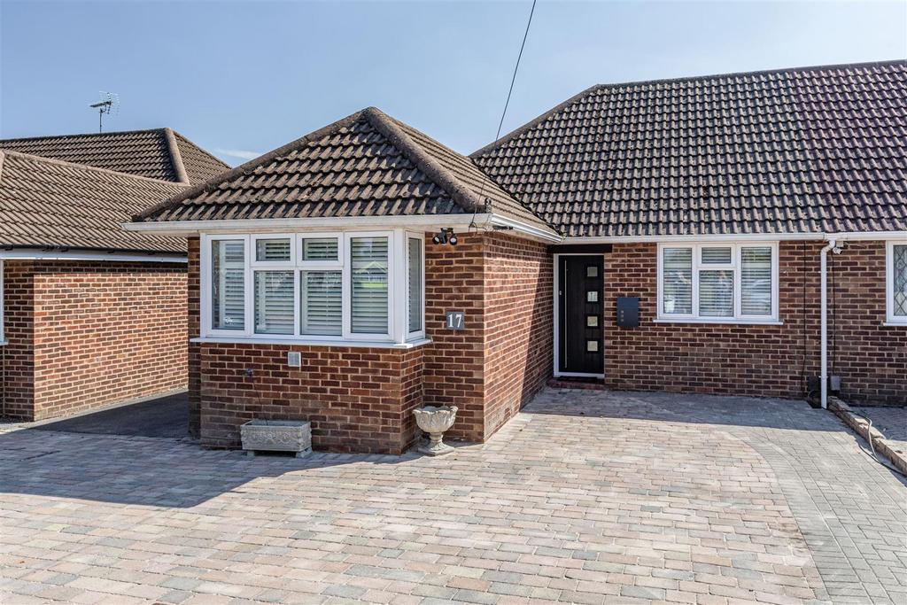Queen Marys Drive, New Haw, Addlestone 3 bed semidetached bungalow for sale £550,000