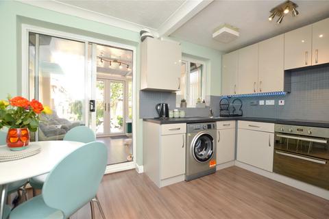 7 Ambleside Gardens, Pudsey, LS28 7NW