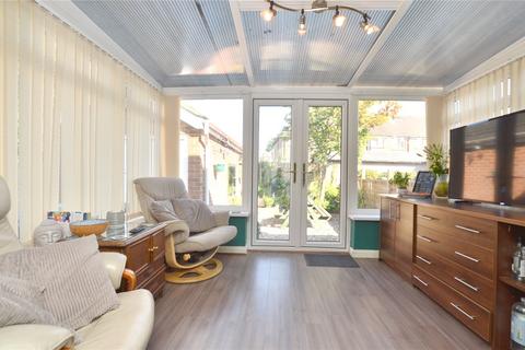 7 Ambleside Gardens, Pudsey, LS28 7NW
