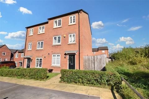 3 bedroom semi-detached house for sale, Rutland Court, Leeds, West Yorkshire