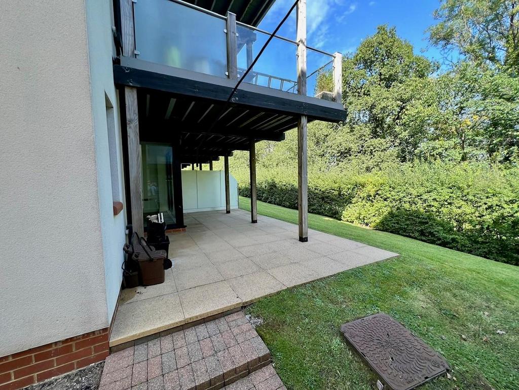 Rear Garden..jpg