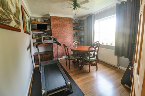 122 Spring Hills, Harlow, CM20 1TB