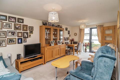 2 bedroom apartment for sale, Centenary Place, 1 Southchurch Boulevard, Southend, SS2 4UA