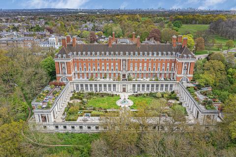 3 bedroom apartment for sale, Star & Garter House, Richmond Hill, Richmond, Surrey, TW10