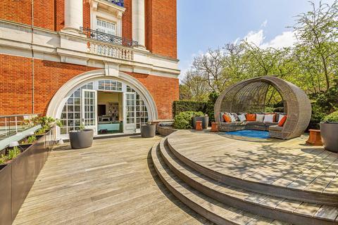 3 bedroom apartment for sale, Star & Garter House, Richmond Hill, Richmond, Surrey, TW10