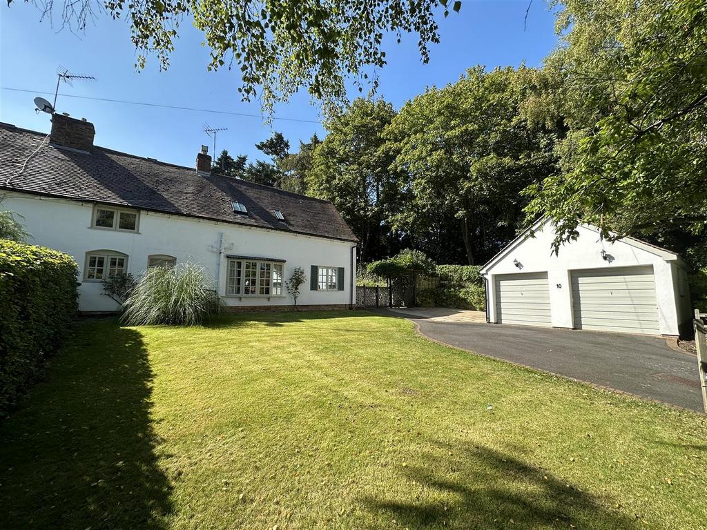 Village Street, Offchurch, Leamington Spa 4 bed cottage for sale £835,000