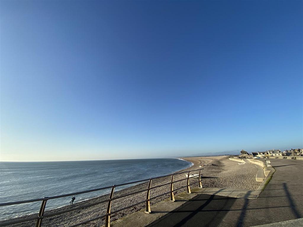 Nearby Chesil beach.jpg