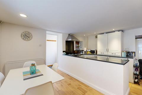 44 Chiswell, Portland, DT5 1AW