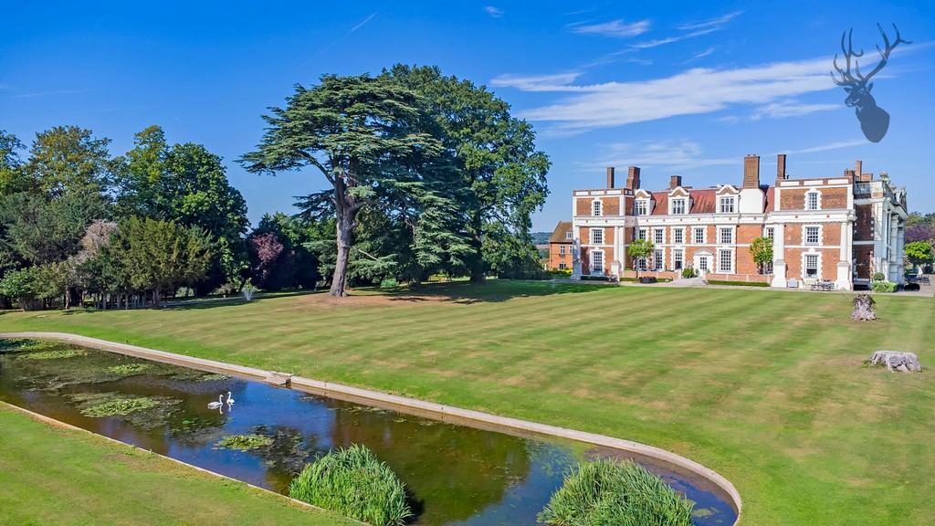Hill Hall, Theydon Mount, Epping 3 bed apartment for sale £875,000