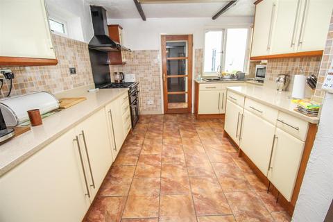 4 bedroom detached house for sale, Stock Road, Chelmsford