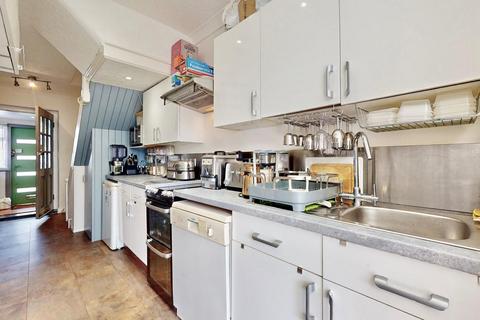 24 Windsor Road, Dagenham, RM8 3LA