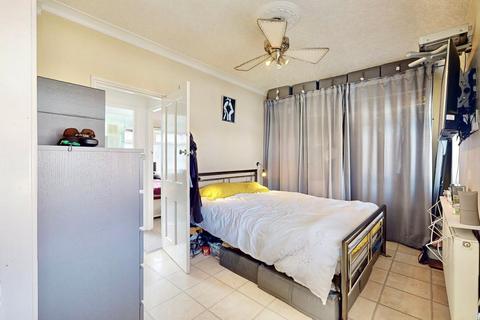 24 Windsor Road, Dagenham, RM8 3LA