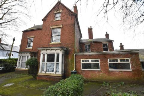 5 bedroom detached house for sale, Laneham Street, Scunthorpe, Lincolnshire