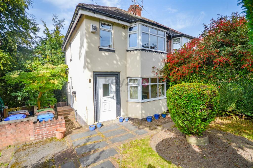 Wardlow Road, Sheffield, S12 2 bed semidetached house £160,000
