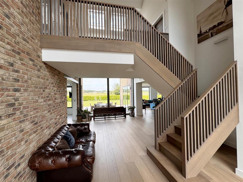 Reception hallway/glass atrium