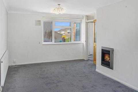 3 bedroom semi-detached house for sale, Fairfax Crescent, Aylesbury HP20