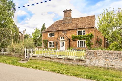 5 bedroom detached house for sale - Church Lane, Weston Turville HP22