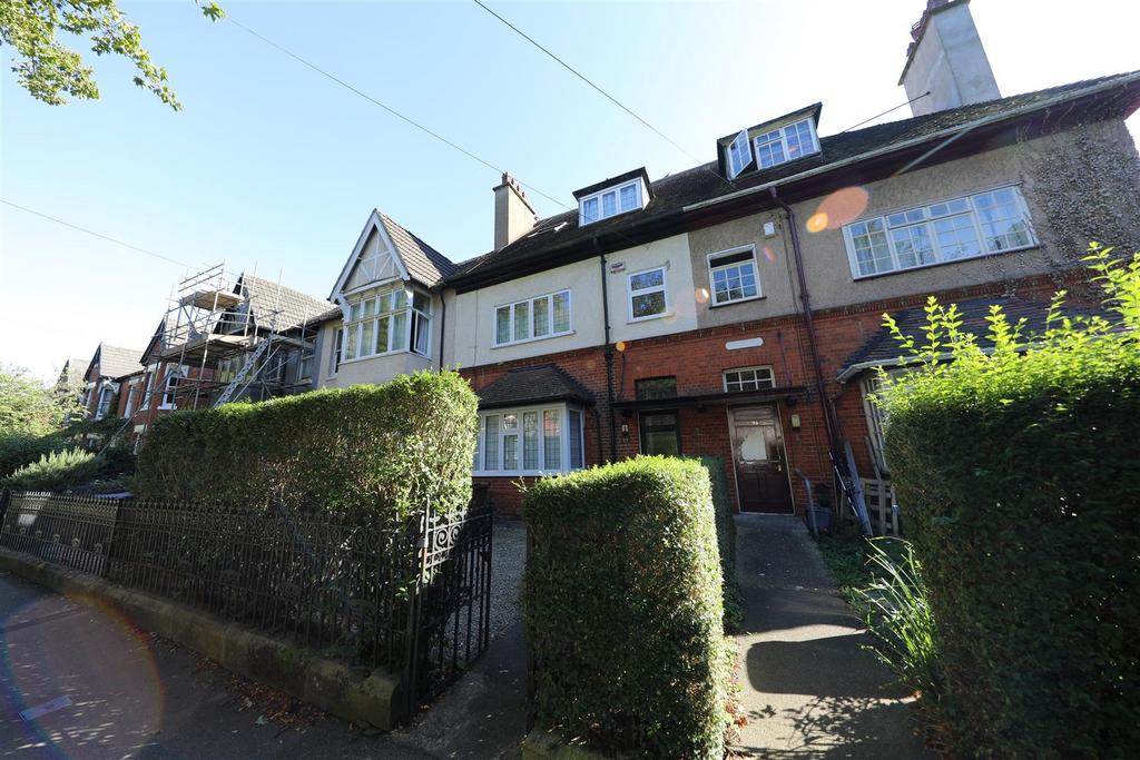 Westbourne Avenue, Princes Avenue, Hull 6 bed terraced house for sale
