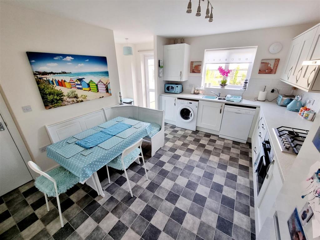 Kitchen & Dining.jpg