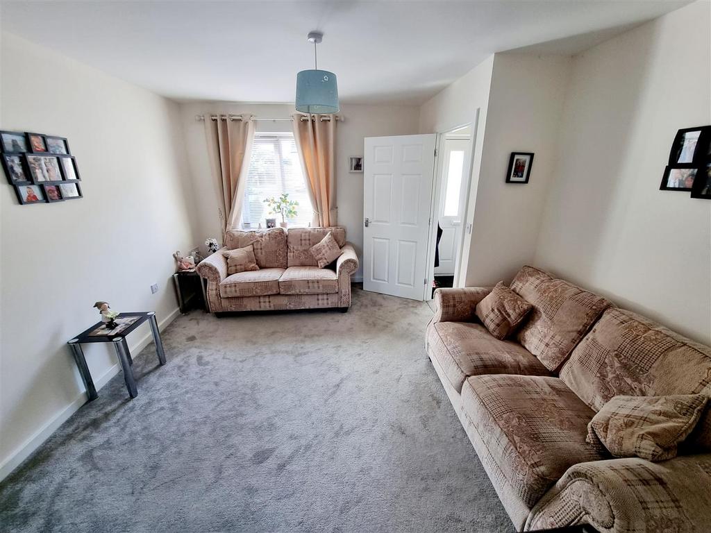 Sitting room.jpg