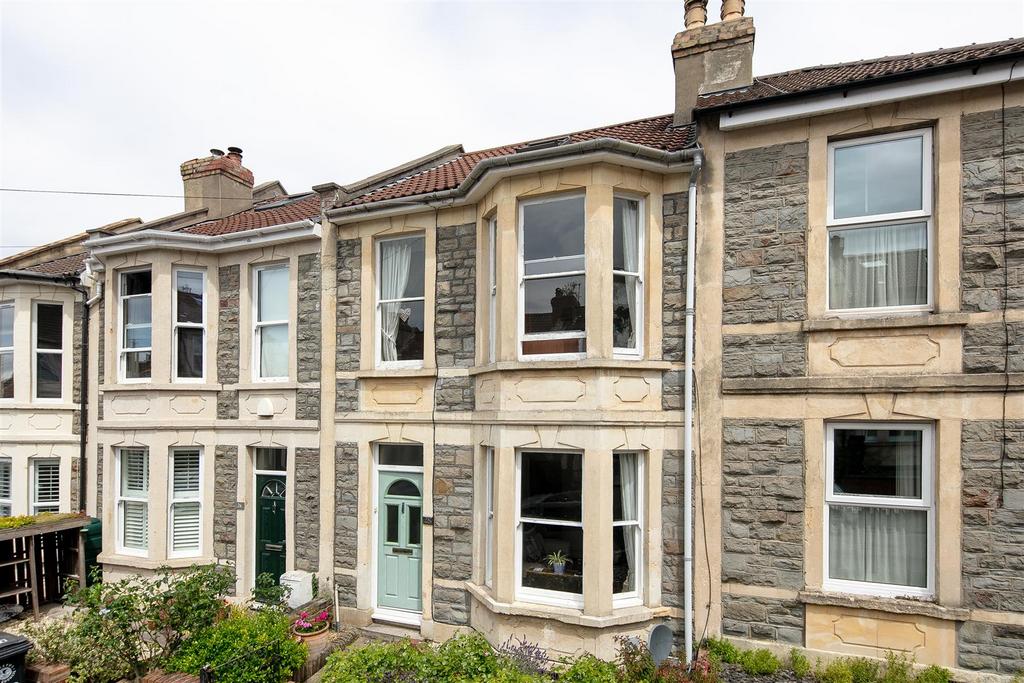 28 Cambridge Crescent-1.jpg