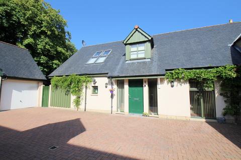 Elgin - 2 bedroom coach house for sale