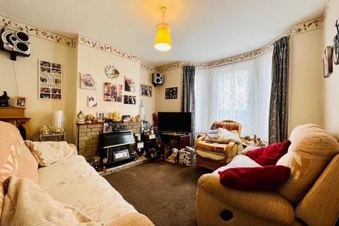 6 Abbott Road, Folkestone, CT20 1NG