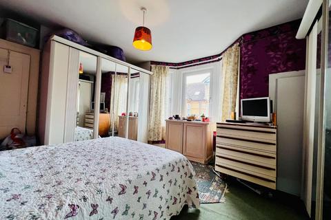 6 Abbott Road, Folkestone, CT20 1NG