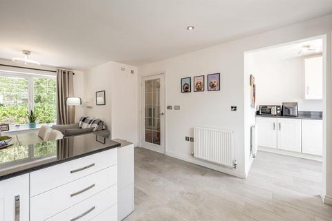 14 Dawn Close, Wollaston, Stourbridge, DY8 4GF