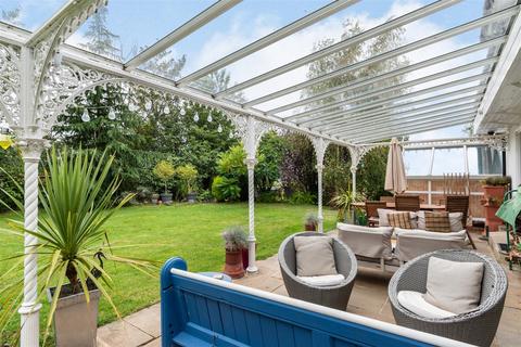 7 bedroom detached house for sale - Nashenden Lane, Rochester, ME1 3JQ
