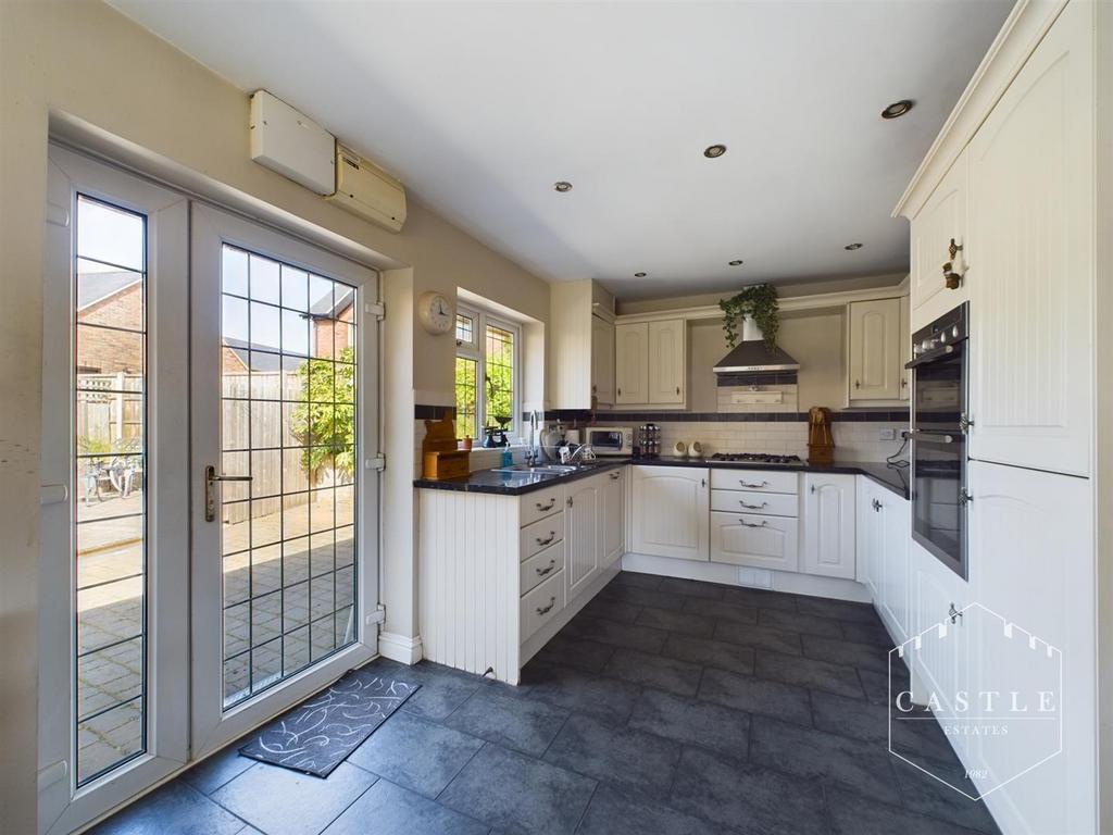 Breakfast kitchen