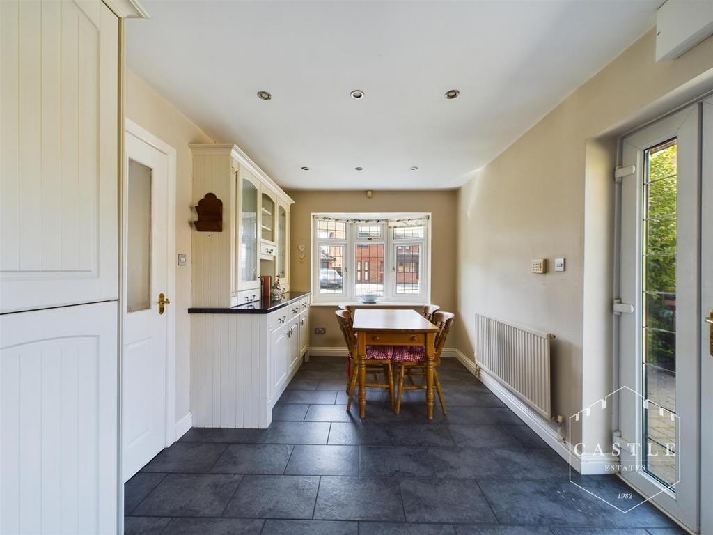 Breakfast kitchen