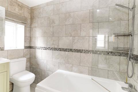 657 Barnsley Road, Newmillerdam, Wakefield, WF2 6QG