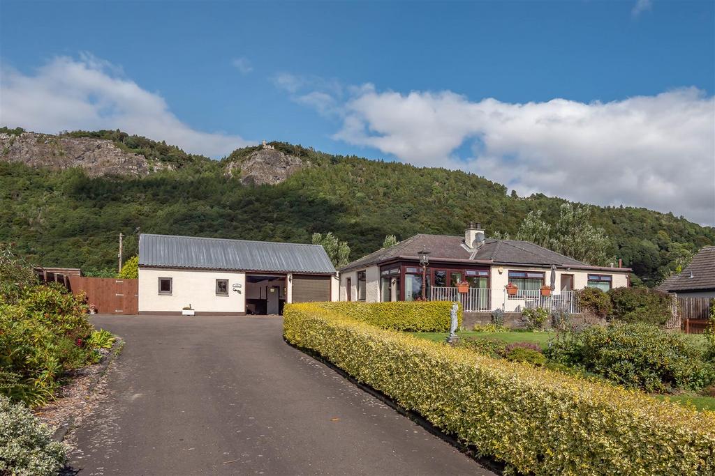 Kinfauns Holding, Kinfauns, Perth 3 bed detached bungalow £325,000