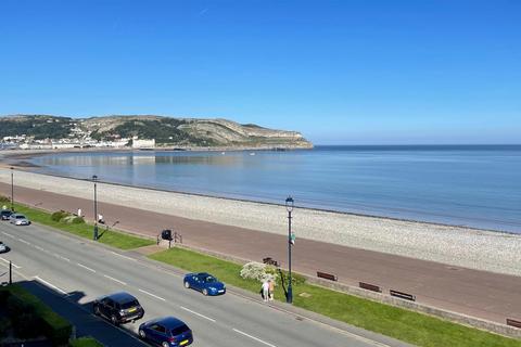 2 bedroom apartment for sale, Craig Y Don Parade, Craig y Don, Llandudno