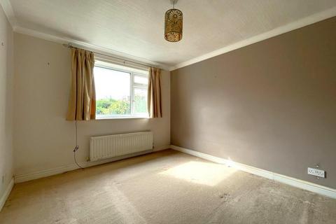 2 bedroom bungalow for sale - Welburn Court, Beeford, Driffield
