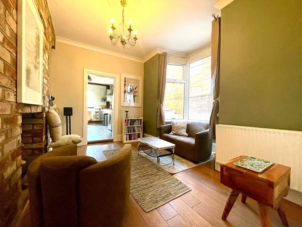 Clifford Street, Hornsea 3 bed terraced house for sale £212,000