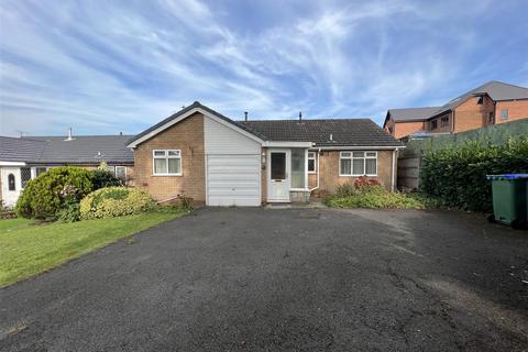 2 bedroom detached bungalow for sale - Arlen Drive, Great Barr, Birmingham