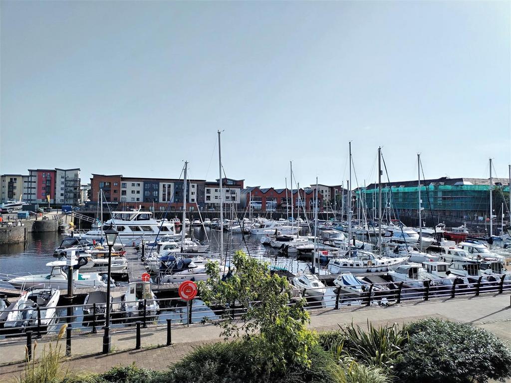Mannheim Quay, Marina, Swansea 2 bed apartment for sale £169,950