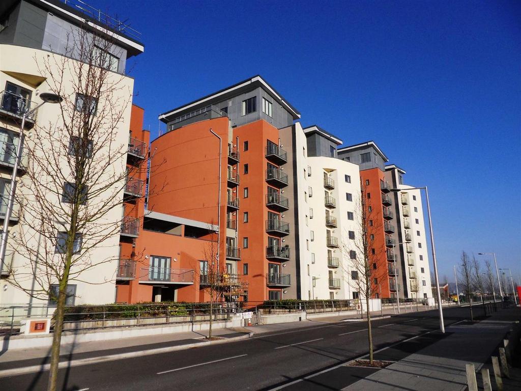 South Quay, Kings Road, Swansea 1 bed apartment for sale £149,950